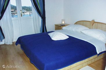 Rum S-2069-f - Rooms Uvala Pokrivenik (Hvar) - 2069