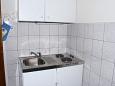 Kuhinja - Apartman A-2568-b - Apartmani Slatine (Čiovo) - 2568