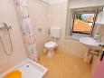 Bathroom - Studio flat AS-5200-a - Apartments Sutivan (Brač) - 5200