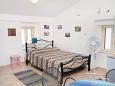 Bedroom - Studio flat AS-5200-a - Apartments Sutivan (Brač) - 5200