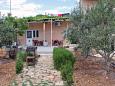 Dvorište - Apartmani Pirovac (Šibenik) - 6278
