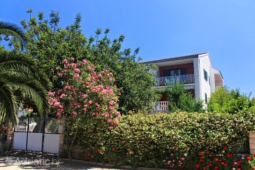 Property - Apartments 10182 Property Lovište (Pelješac) - Accommodation 10182 - Apartments near sea.