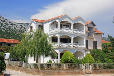 Property - Apartments 10193 Property Orebić (Pelješac) - Accommodation 10193 - Apartments with pebble beach.
