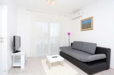 Apartment A-10362-a - Apartments Omiš (Omiš) - 10362