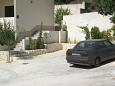Parking lot - Apartments 1043 Parking lot Marušići (Omiš) - Accommodation 1043 - Apartments near sea.
