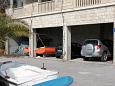Parking lot - Apartments 1070 Parking lot Pisak (Omiš) - Accommodation 1070 - Apartments near sea with pebble beach.