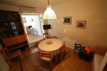 Living room Sutivan, Living room u smještaju tipa apartment, dostupna klima i WIFI.