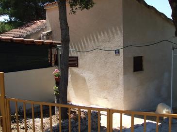 Property Ražanj, Rogoznica, Property 11042 - Vacation Rentals blizu mora.