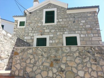 Property - Vacation Rentals 11108 Property Medići (Omiš) - Accommodation 11108 - Vacation Rentals with pebble beach.