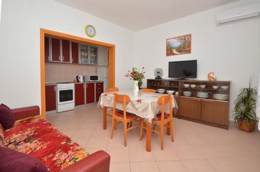 Living room Zavalatica, Living room u smještaju tipa apartment, dostupna klima i WIFI.