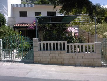 Property - Apartments 11330 Property Drašnice (Makarska) - Accommodation 11330 - Apartments near sea with pebble beach.