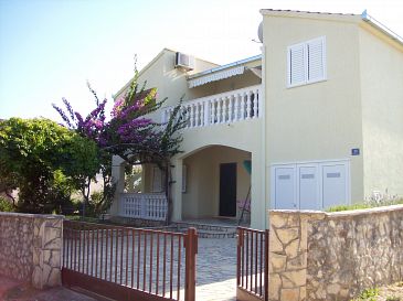 Property - Apartments 11505 Property Sevid (Trogir) - Accommodation 11505 - Apartments near sea with pebble beach.