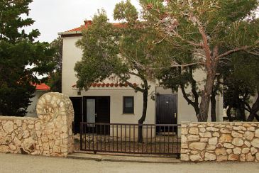 Property - Apartments 11600 Property Mandre (Pag) - Accommodation 11600 - Apartments with pebble beach.