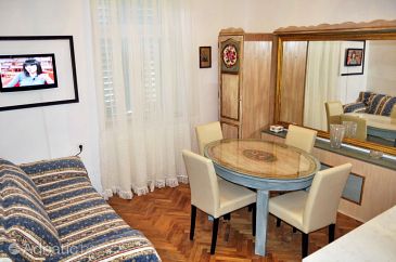 Dining room Split, Dining room u smještaju tipa apartment, dostupna klima i WIFI.