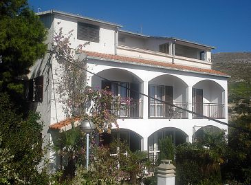 Property - Apartments 2086 Property Podstrana (Split) - Accommodation 2086 - Apartments near sea with pebble beach.