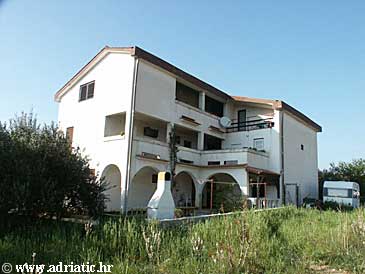 Property - Apartments and Rooms 210 Property Novalja (Pag) - Accommodation 210 - Apartments and Rooms with pebble beach.