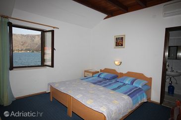 Bedroom Zaton Veliki, Bedroom u smještaju tipa room.