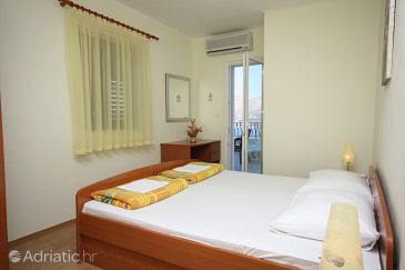 Bedroom Cavtat, Bedroom u smještaju tipa room.