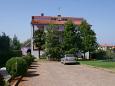 Parking lot - Rooms 2284 Parking lot Kukci (Poreč) - Accommodation 2284 - Rooms in Croatia.