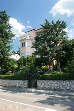 Property - Apartments 2355 Property Selce (Crikvenica) - Accommodation 2355 - Apartments near sea with pebble beach.