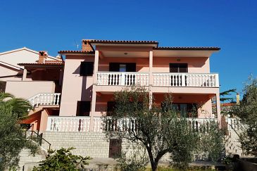 Property - Apartments 2358 Property Duga Luka (Prtlog) (Labin) - Accommodation 2358 - Apartments near sea.
