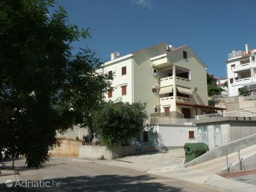 Property - Apartments 2396 Property Njivice (Krk) - Accommodation 2396 - Apartments with pebble beach.