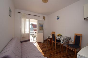 Dining room Zavalatica, Dining room u smještaju tipa apartment, dopusteni kucni ljubimci i WIFI.