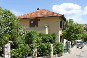 Property - Apartments and Rooms 2497 Property Mali Lošinj (Lošinj) - Accommodation 2497 - Apartments and Rooms with sandy beach.
