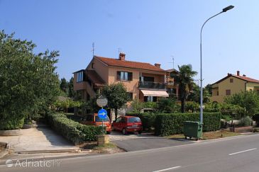 Property - Rooms 2530 Property Umag (Umag) - Accommodation 2530 - Rooms with sandy beach.