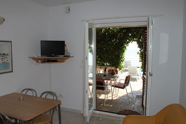 Dining room Seget Vranjica, Dining room u smještaju tipa apartment, dostupna klima i WIFI.