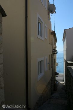 Property - Apartments 2685 Property Igrane (Makarska) - Accommodation 2685 - Apartments near sea with pebble beach.