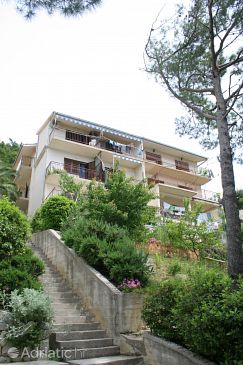Property - Apartments 2718 Property Brela (Makarska) - Accommodation 2718 - Apartments near sea with pebble beach.