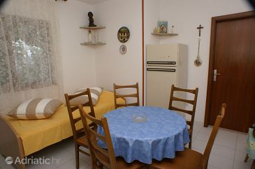 Dining room Balića Rat, Dining room u smještaju tipa apartment, WIFI.