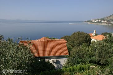 Property - Apartments 2823 Property Omiš (Omiš) - Accommodation 2823 - Apartments near sea with pebble beach.
