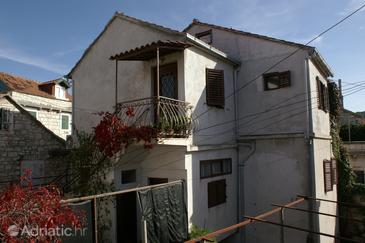 Property - Apartments 2849 Property Sutivan (Brač) - Accommodation 2849 - Apartments near sea with pebble beach.