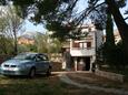 Parking lot - Apartments 2877 Parking lot Bol (Brač) - Accommodation 2877 - Apartments near sea with pebble beach.