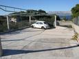 Parking lot - Apartments 2918 Parking lot Povlja (Brač) - Accommodation 2918 - Apartments with pebble beach.
