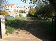 Parking lot - Apartments 2937 Parking lot Sumartin (Brač) - Accommodation 2937 - Apartments near sea.