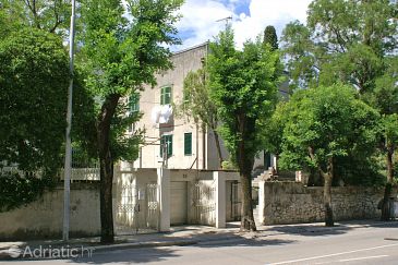 Property - Apartments 2989 Property Split (Split) - Accommodation 2989 - Apartments with pebble beach.