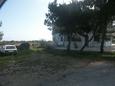 Parking lot - Rooms 3050 Parking lot Loznati (Cres) - Accommodation 3050 - Rooms with pebble beach.