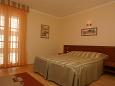 Bedroom Tučepi, Bedroom u smještaju tipa room, WIFI.