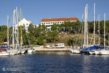 Property - Apartments 3066 Property Milna (Brač) - Accommodation 3066 - Apartments near sea.