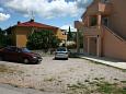 Parking lot - Apartments 3234 Parking lot Kornić (Krk) - Accommodation 3234 - Apartments with pebble beach.
