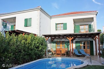Property - Vacation Rentals 3271 Property Hvar (Hvar) - Accommodation 3271 - Vacation Rentals near sea with pebble beach.