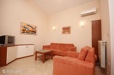 Living room Bašanija, Living room u smještaju tipa apartment, dostupna klima i WIFI.