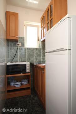 Kitchen Valun, Kitchen u smještaju tipa studio-apartment, dopusteni kucni ljubimci i WIFI.