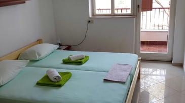 Room S-386-a - Apartments and Rooms Valun (Cres) - 386