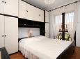 Bedroom 1 Bedroom 1 - Apartment A-4002-a - Apartments Jelsa (Hvar) - 4002