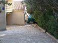 Parking lot - Apartments 4060 Parking lot Mandre (Pag) - Accommodation 4060 - Apartments near sea.