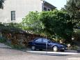 Parking lot - Rooms 4061 Parking lot Mulobedanj (Pag) - Accommodation 4061 - Rooms near sea with pebble beach.